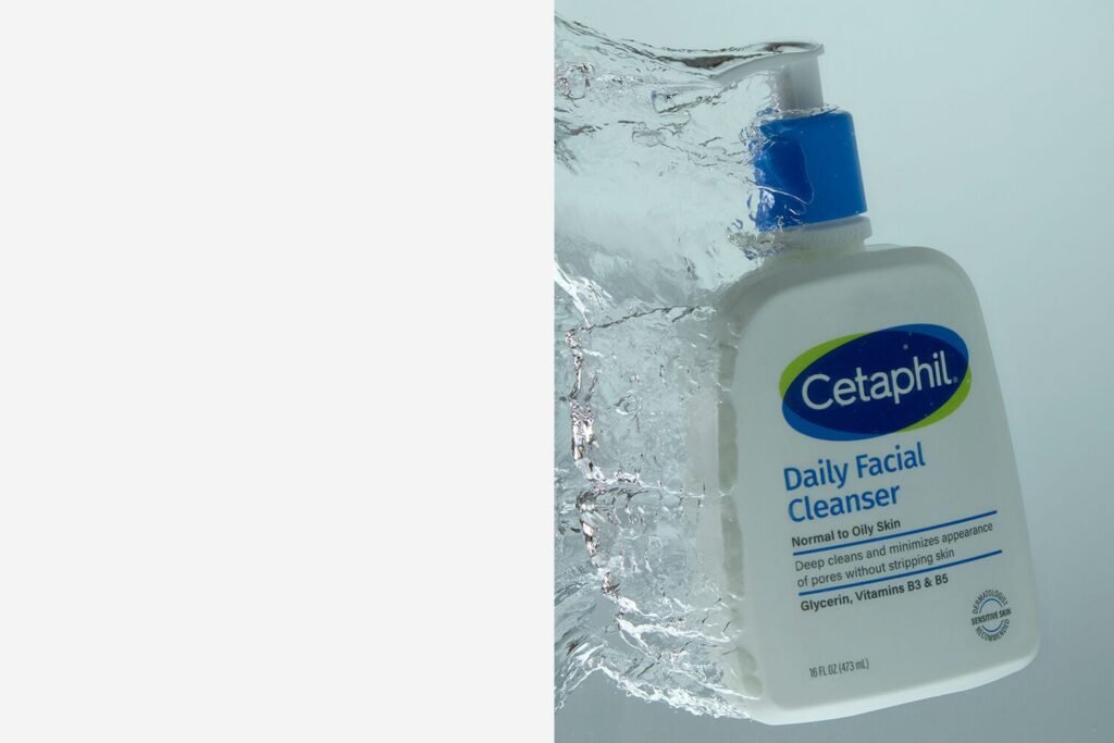 Cetaphil Face Wash, Daily Facial Cleanser for Sensitive, Combination to Oily Skin,
